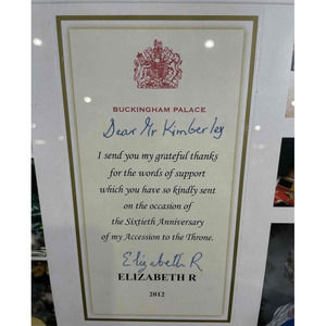 Plaque Autographed Signature Queen Elizabeth R 2012 BUCKINGHAM Palace Vintage